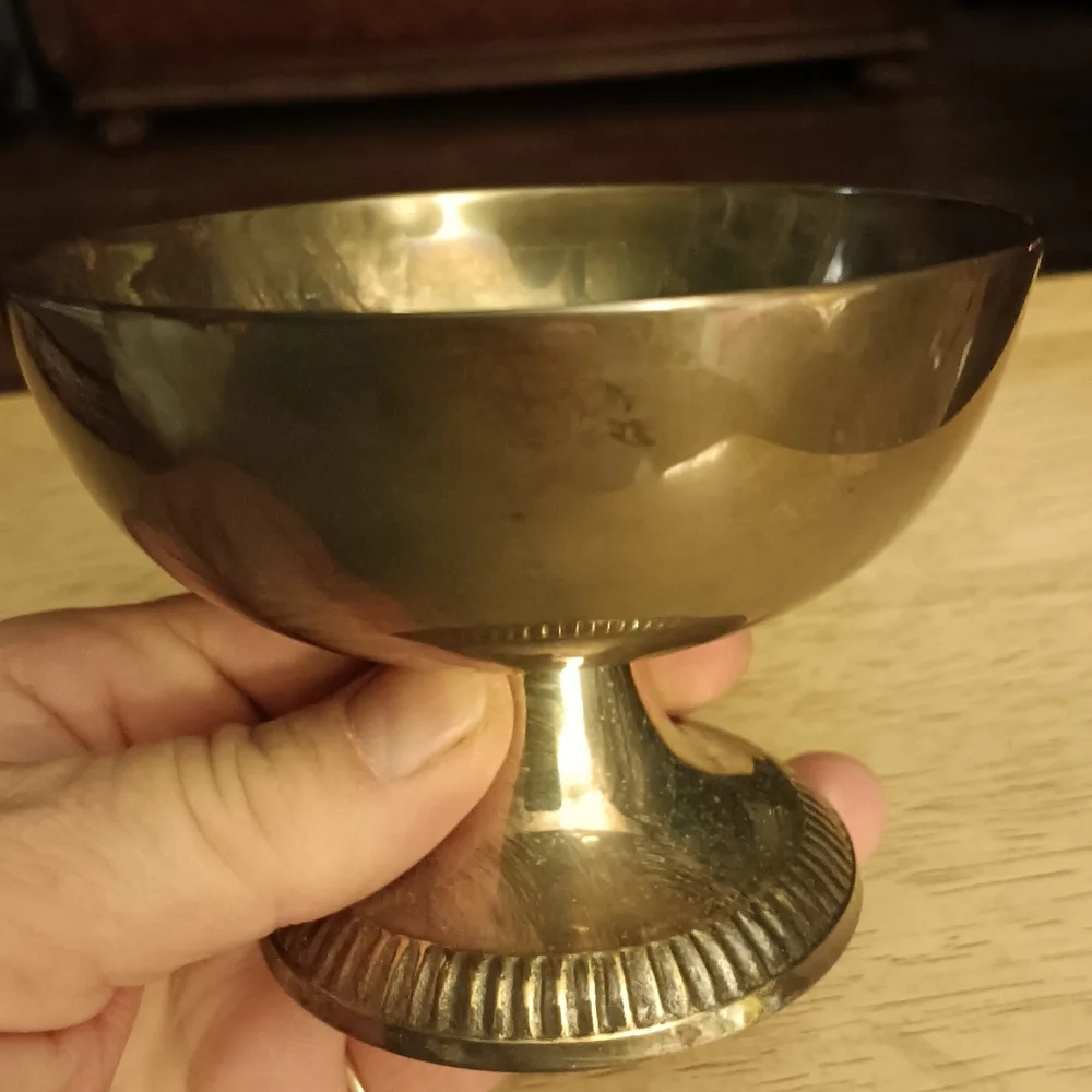 Silver Plated Decorative Bowl with Celtic Knot - Picture 2 of 4